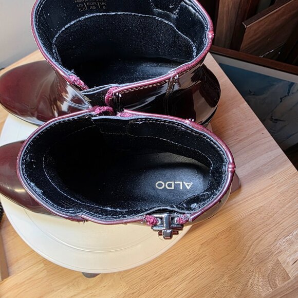 ALDO Glossy Dark Red/Brown Platform Boot - Women's Size 8.5 - Picture 5 of 6